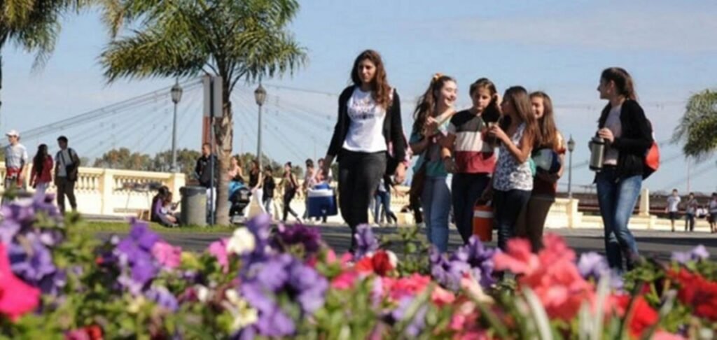 Clima inestable afecta las celebraciones del Día de la Primavera en la provincia de Buenos Aires