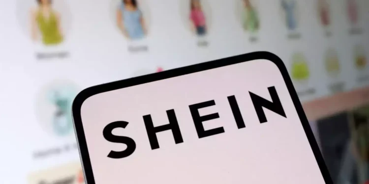 Shein, la moda rápida que seduce y preocupa a compradores hoy