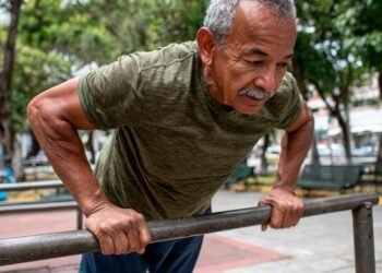 El ejercicio vigoroso protege la visión y mejora la calidad de vida en mayores