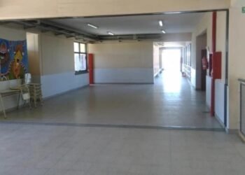 Violencia en Mar del Plata: una estudiante agredió a la directora en plena pelea escolar