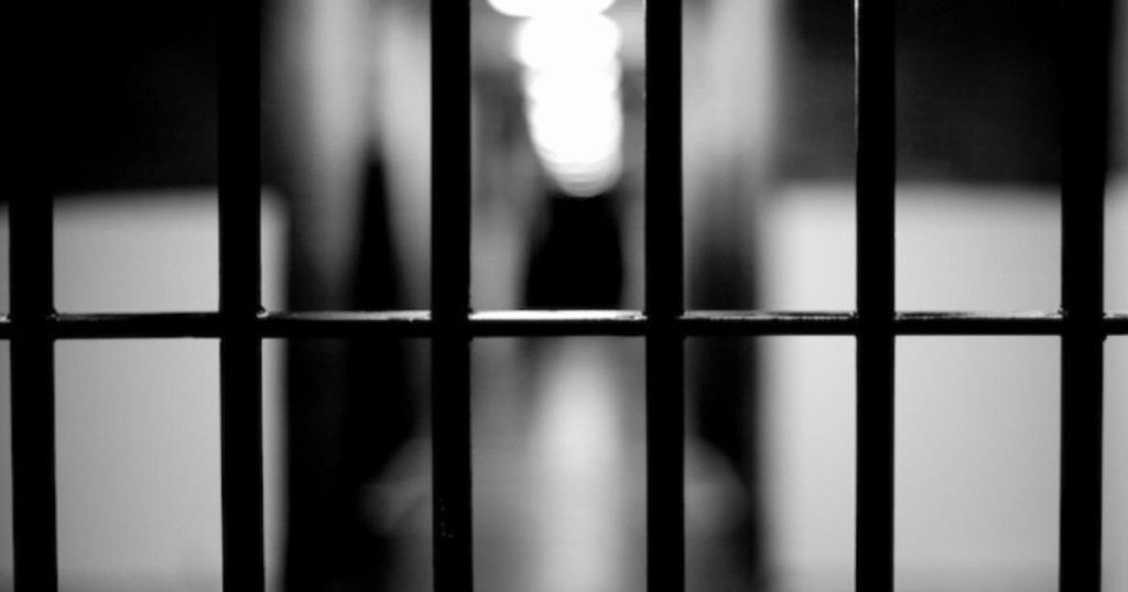 Detienen a guardiacárcel con drogas en unidad penitenciaria de Buenos Aires