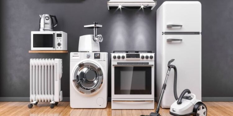 El peligro de conectar plancha y aire acondicionado en la misma regleta