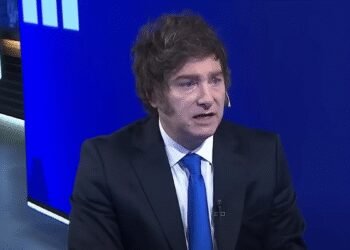 Cómo viajar gratis en subte: guía para jubilados de ANSES 2025