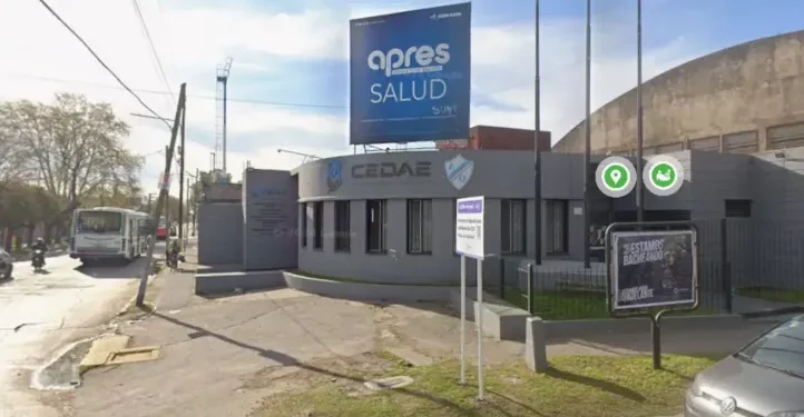 Nene de 9 años en grave estado tras accidente con arco de handball en club de Quilmes