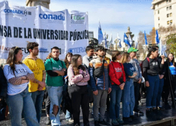 Gobierno descarta ley de financiamiento universitario y asegura aumento real en presupuesto