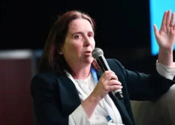 Marina Dal Poggetto advierte sobre la fragilidad del esquema cambiario actual