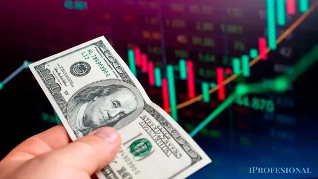 La demanda estacional de pesos podría generar una baja del dólar en diciembre