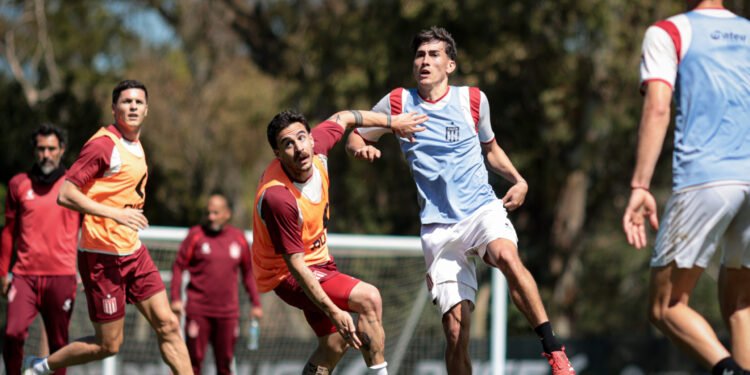 Estudiantes busca encaminar su clasificación con un triunfo ante Barracas