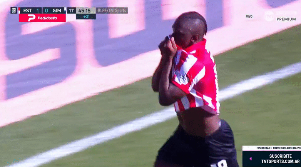 Cetré sorprende y brilla en la titularidad en el Clásico Platense