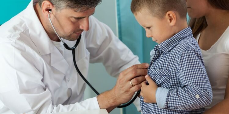 Pediatras en Argentina: un pilar esencial para la salud infantil hoy
