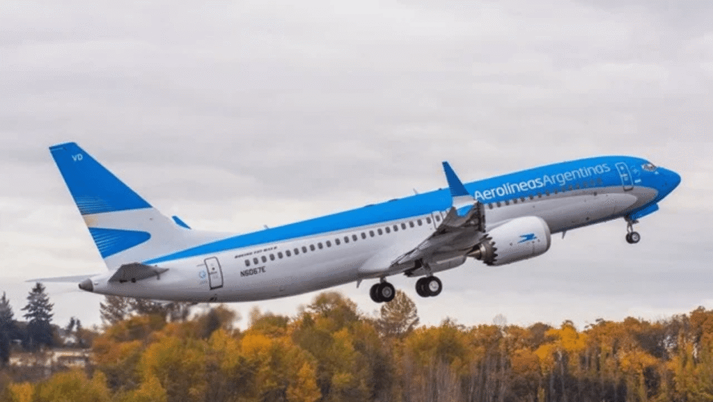 Aerolíneas Argentinas lanza promoción con descuentos antes de las Fiestas