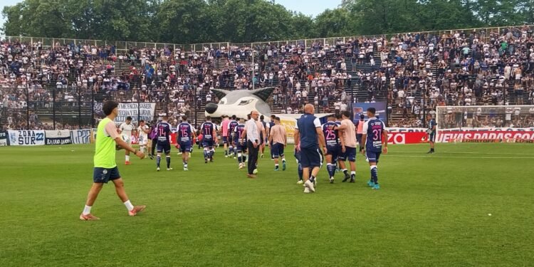 Gimnasia busca respuestas ante la presión mientras se acerca el Clásico Platense