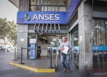 Hoy cobran las asignaciones de pago único: ¿Quiénes son los beneficiarios?