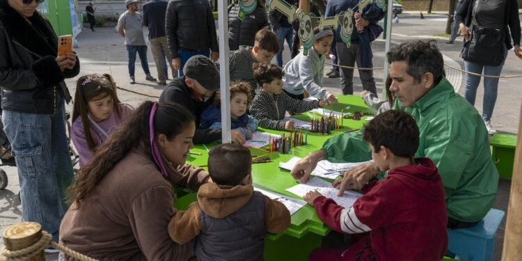 Cuenta DNI: La jornada de aprendizaje y diversión en Plaza San Martín que no te podés perder