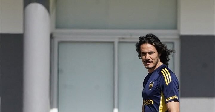 Cavani sigue afuera y se pierde el partido contra Barracas por lesión