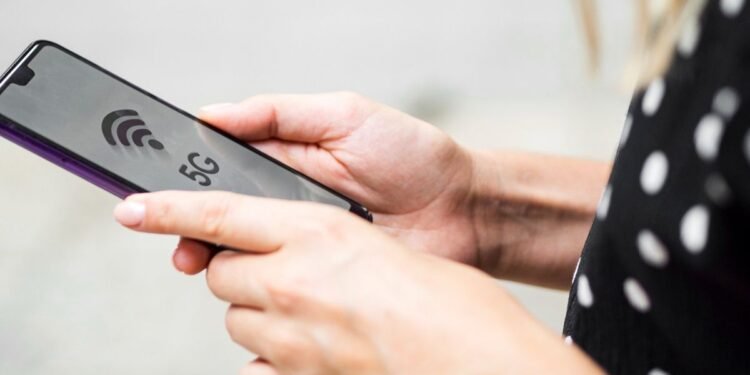 La barra superior del móvil: cómo mejorar tu conexión con Baby WiFi