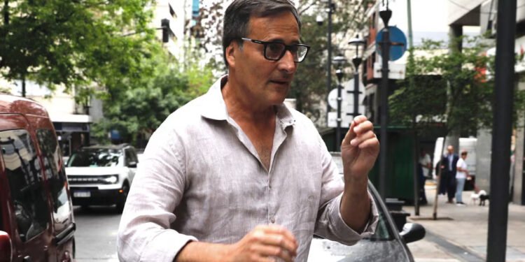 Cristian Graf declara en la Justicia por el hallazgo de un cuerpo en su jardín