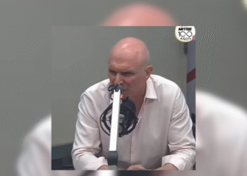 Espert llora en radio tras escándalo por dinero del narcotráfico