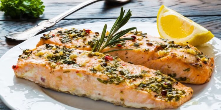 Salmón al horno con pesto: receta fácil y nutritiva para disfrutar en casa