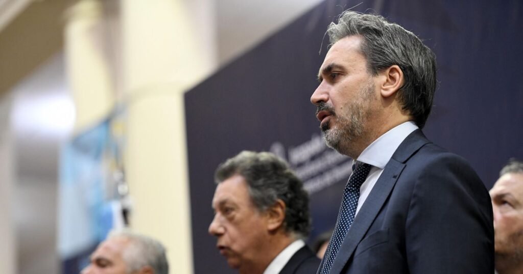 Ramos Padilla rechaza cambios en boleta y defiende paridad de género