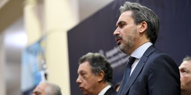 Ramos Padilla rechaza cambios en boleta y defiende paridad de género