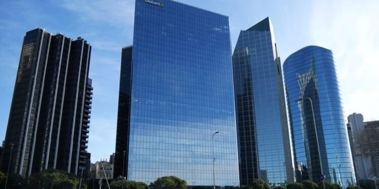 Globant lanza recompra de acciones por 125 millones para estabilizar su valor