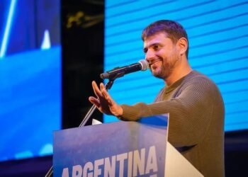 Kicillof y Massa destacan unidad del peronismo en cierre de campaña en San Martín