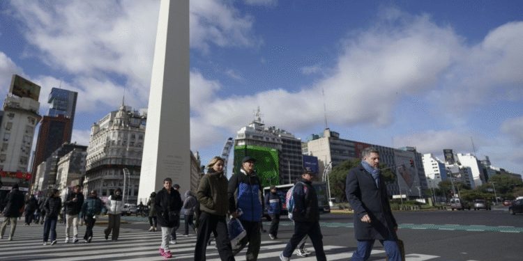 Alivio a la vista: el frío inusual comenzará a ceder desde el jueves