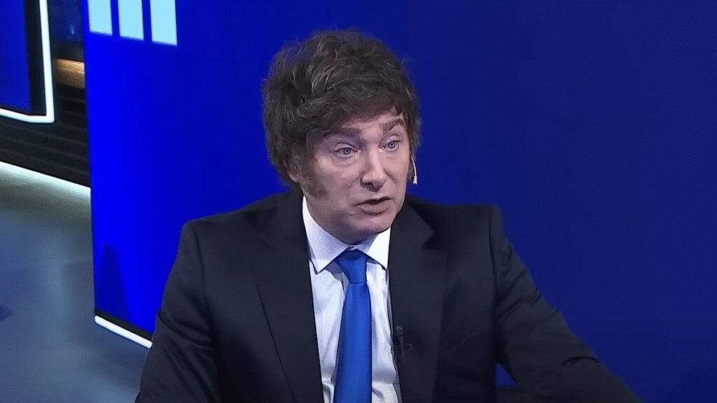 El Gobierno avanza en la firma de un contrato con el BID para PAMI