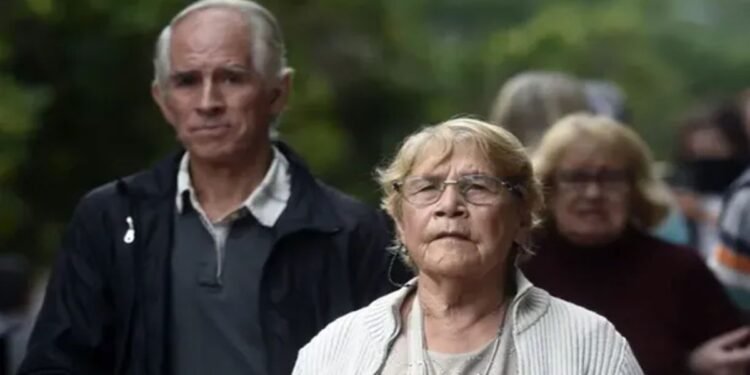 Jubilación activa: el 17% de los mayores trabaja por necesidad y elección