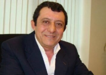 Intendente de Benito Juárez propone renovación en el peronismo y critica a Cristina Fernández