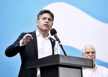 Kicillof critica a Milei por no invitarlo a reunión clave con gobernadores