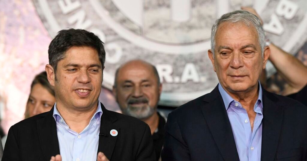 Kicillof se posiciona como referente opositor en acto de unidad sindical