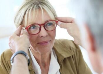 Banco Nación lanza promoción que facilita la compra de anteojos