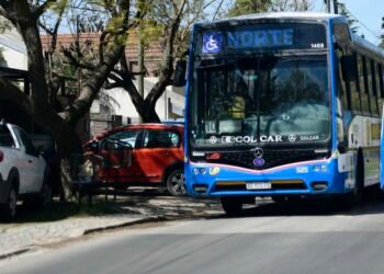 Aumento del 4,1% en el boleto de micros en Buenos Aires, supera los $570