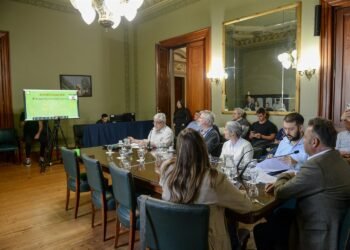 Polémica en el Senado por ley que busca proteger suelo y agua agropecuaria