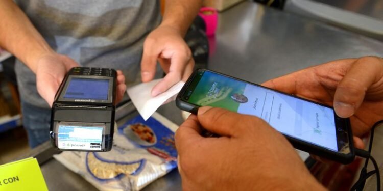 Cuenta DNI lanza descuentos del 30% en gastronomía por el Día de la Madre y más beneficios en octubre