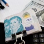 El dólar blue supera los $1.500 y espera cambios en la demanda bancaria