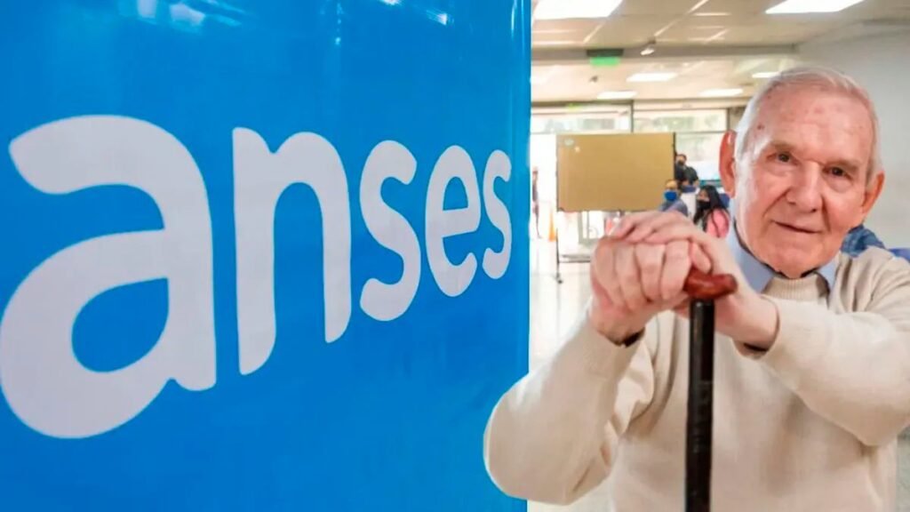 ANSES digitaliza la gestión de la Pensión Universal para el Adulto Mayor