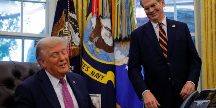 Gobierno minimiza declaración de Bessent sobre relación con China