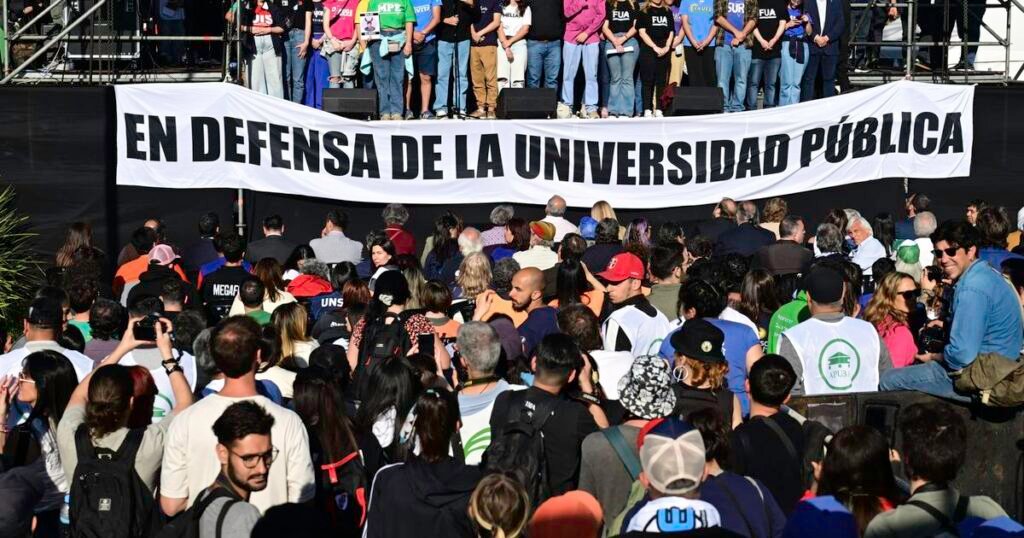 Gobierno postergó implementación de leyes claves por impacto fiscal