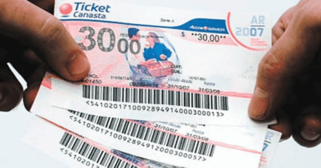 Milei busca reimplementar los Ticket Canasta en la reforma laboral polémica