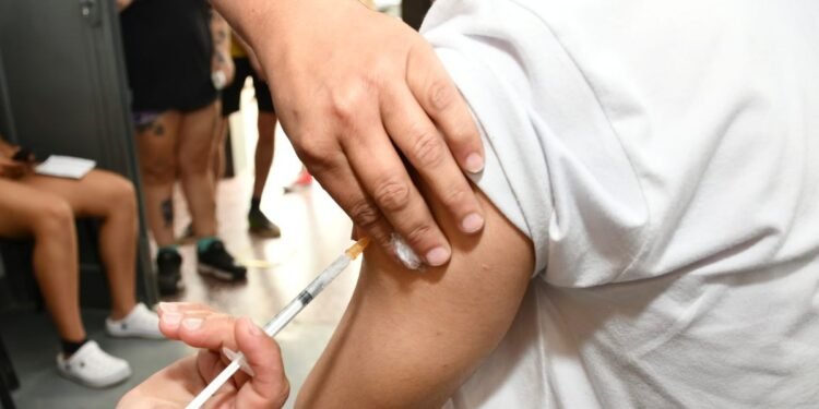 Lanzan programa de salud escolar en la Provincia para cuidar a 166 mil chicos