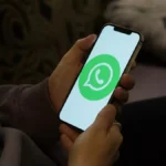 Cómo configurar la descarga automática de archivos en tu celular inteligente