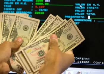 Euforia en los mercados argentinos tras elecciones: el Merval sube 70% en dólares