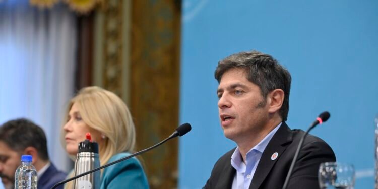 Kicillof impulsa un presupuesto con fondo de deudas y apoyo municipal