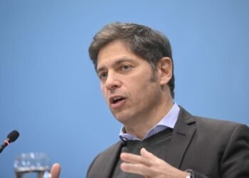 Kicillof insiste en negociar el Presupuesto 2026 y el financiamiento ante la oposición