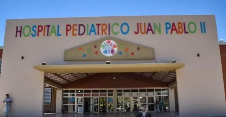 Una nena con gusanos en el cuero cabelludo genera alarma y denuncia en Santo Tomé