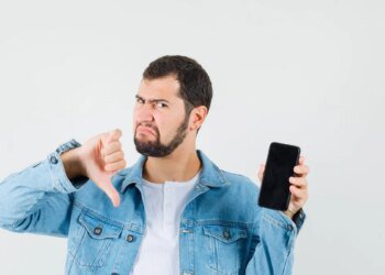 Zuckerberg anticipa el fin de los celulares y presenta lentes inteligentes con realidad aumentada