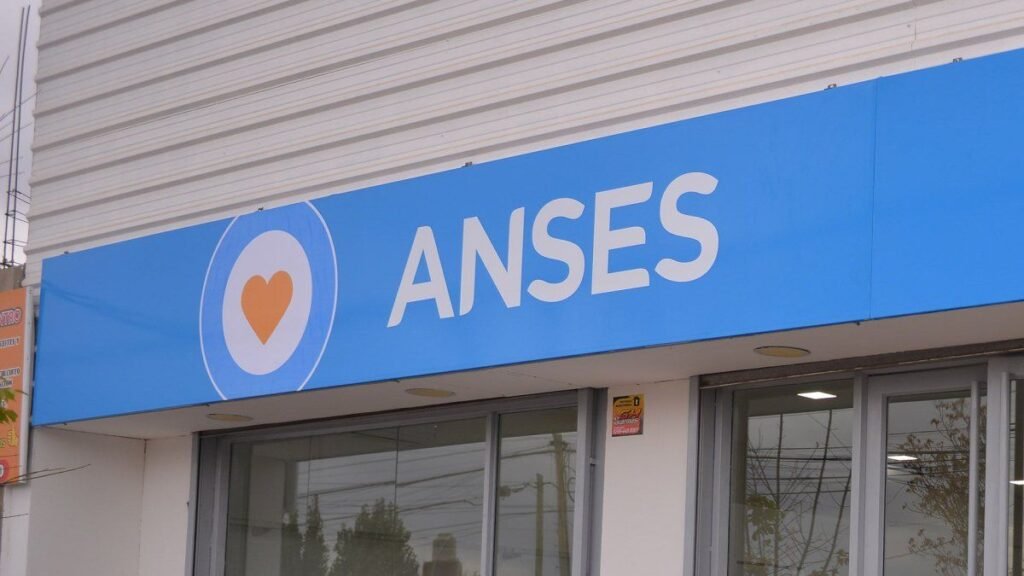 ANSES confirma nuevos beneficios y descuentos para jubilados en comercios adheridos